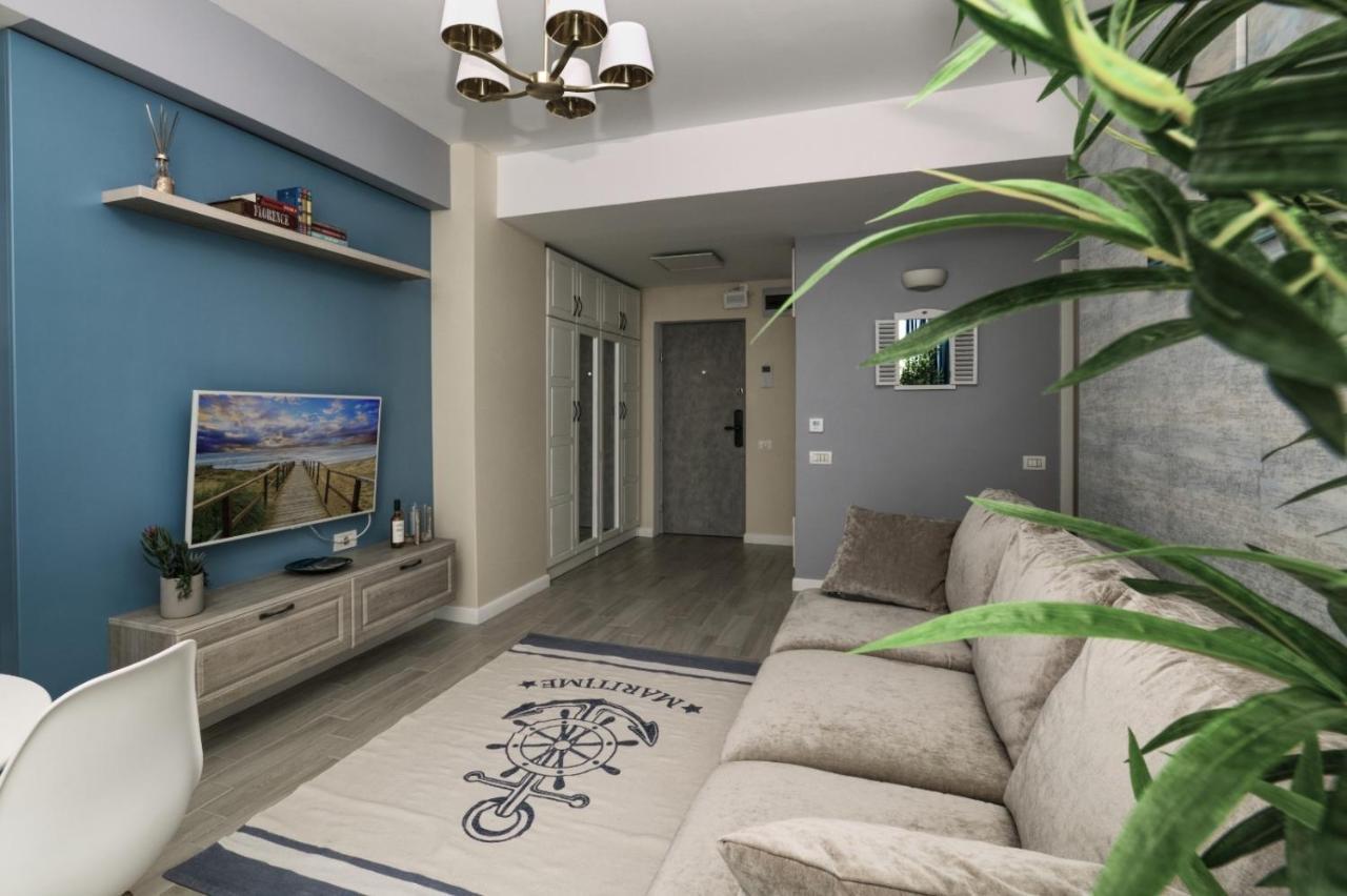 Riva Lake Boutique Mamaia Exterior photo
