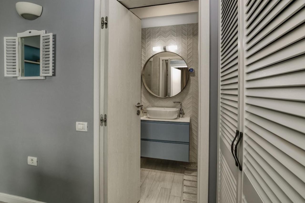 Riva Lake Boutique Mamaia Exterior photo